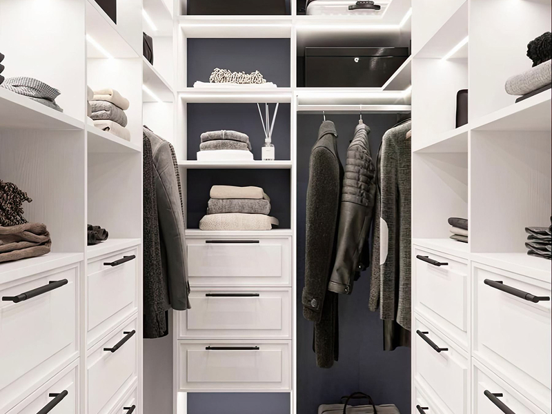closet-with-door-that-says-walk-bottom
